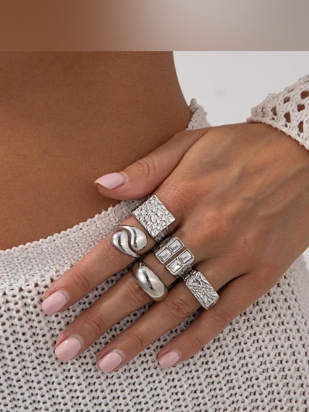 5Pcs Chunky Rhinestone Hammered Stackable Rings Set - Picture 2 of 6
